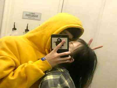 母亲とが话しています歌词